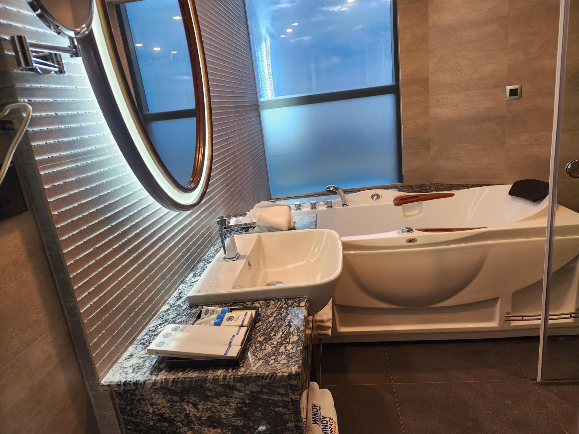 Hotel Windy Terrace Cox's Bazar Dış mekan fotoğraf